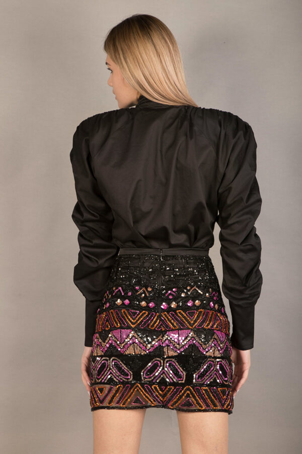 Skirt with various embroidery sequins short fit