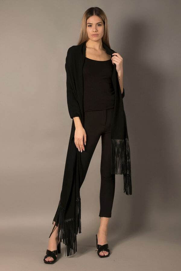 Crepe scarf with leather fringes